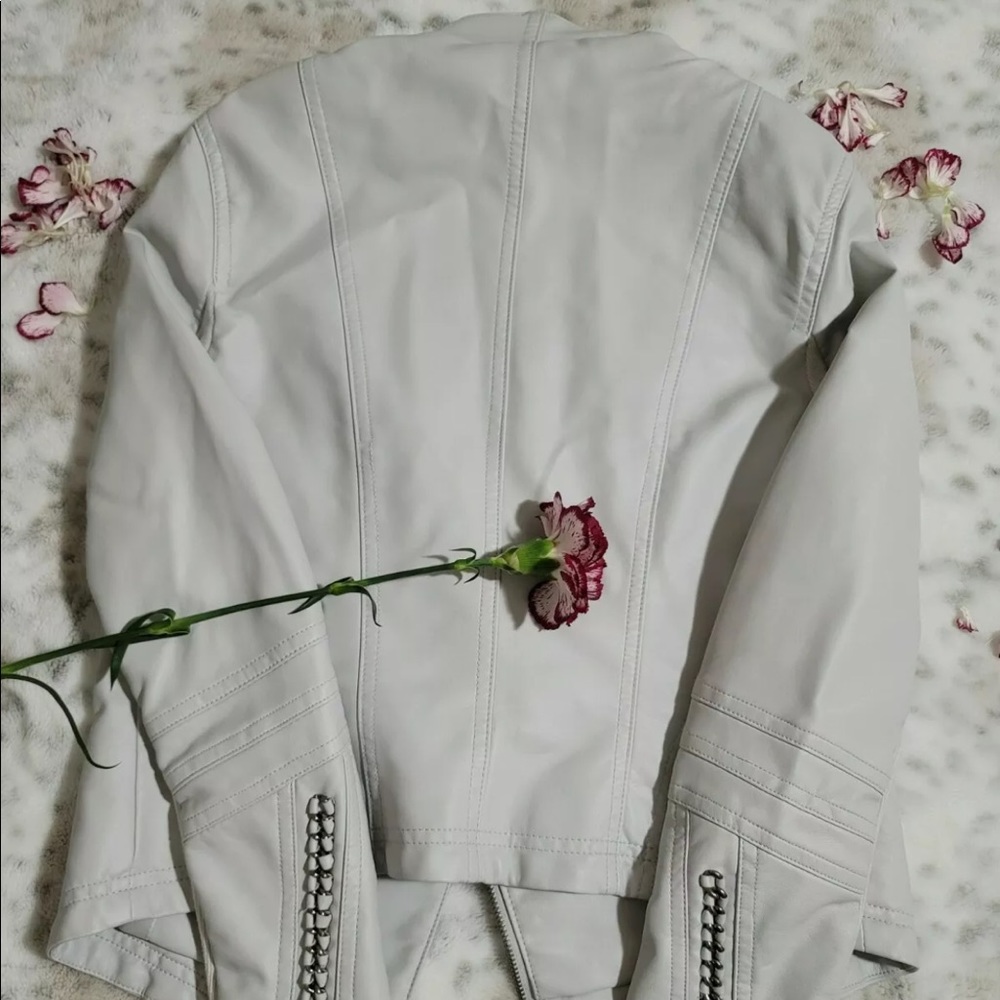 JLo Faux leather Moto jacket - Picture 3 of 8